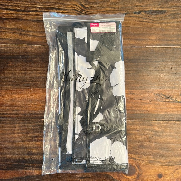 NWT Thirty-one All Day Organizing Tote In White Poppy - Picture 2 of 7